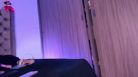 Andrea online show from February 7, 11:08 pm