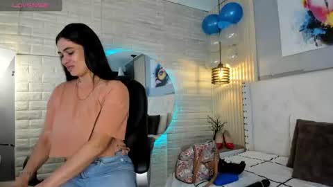Snapshot of sussy__stone chatting on June 20, 11:57 am online show from June 20, 11:57 am
