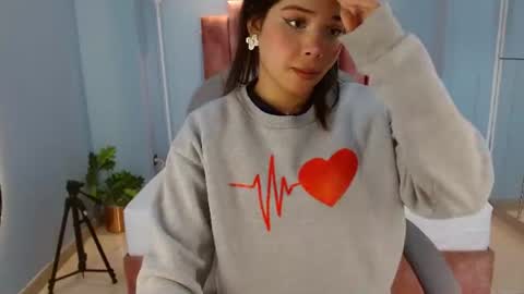 sussy leon online show from July 7, 12:09 pm