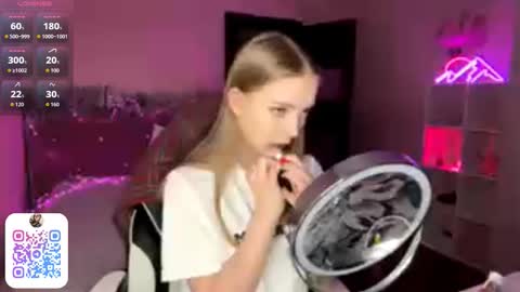 Jessica online show from February 4, 7:09 pm