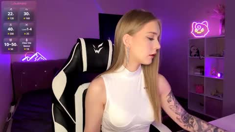 Jessica online show from April 15, 1:07 pm