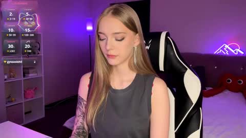 Jessica online show from April 19, 1:10 pm