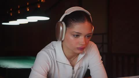 Stacy online show from May 30, 11:24 pm