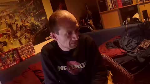 Snapshot of svenerd______ chatting on March 1, 1:07 am svenerd______ online show from March 1, 1:07 am