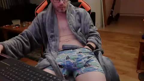 swe9090 online show from December 3, 6:48 am