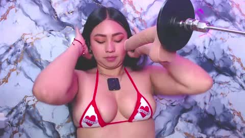 Snapshot of sweeet_amy chatting on April 23, 9:50 pm Amy IG sweeet amy0 online show from April 23, 9:50 pm