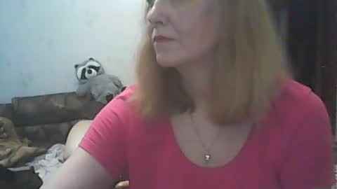 sweet4blonde67 online show from June 23, 3:32 pm