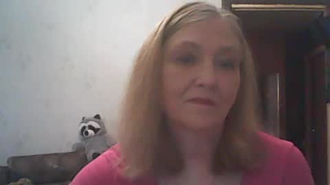 sweet4blonde67 online show from June 25, 2:32 pm