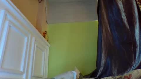 sweet52537 online show from May 8, 10:09 am