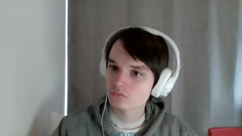 Sweet boy online show from April 13, 2:44 pm