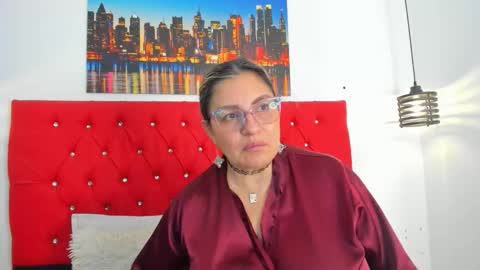 Snapshot of sweet__mature chatting on February 28, 4:41 pm Carolina online show from February 28, 4:41 pm