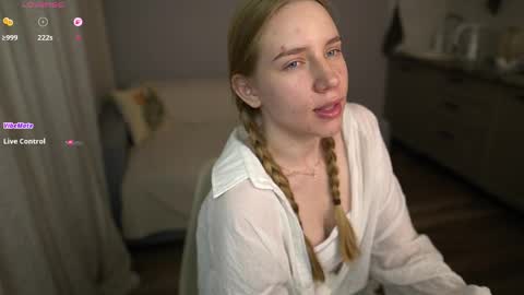 Michelle online show from May 25, 6:03 pm