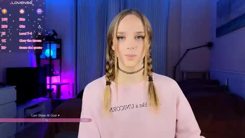 Call me Alis   online show from October 9, 3:32 pm