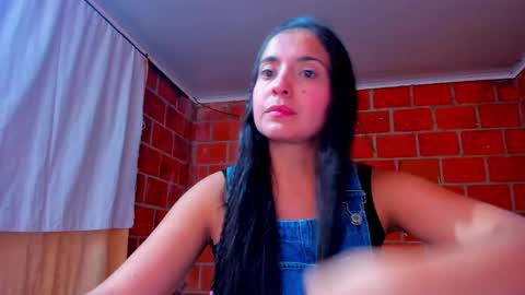 sweet and hot alaia online show from October 14, 3:29 am