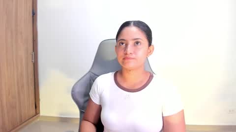 Asheley online show from March 1, 4:14 am