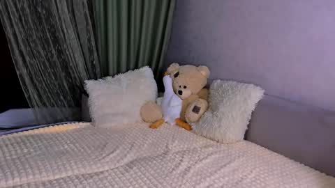 Alice online show from February 21, 4:19 pm