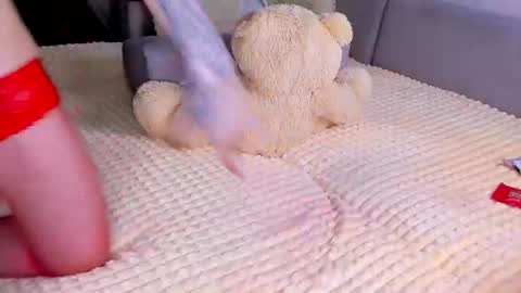 Alice online show from June 12, 4:17 pm
