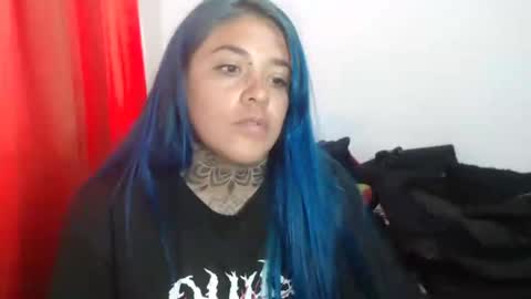 Snapshot of sweet_bubblee chatting on February 19, 8:10 pm Bubbles online show from February 19, 8:10 pm