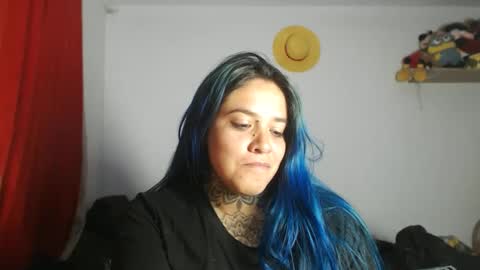 Snapshot of sweet_bubblee chatting on October 23, 4:12 am Bubbles online show from October 23, 4:12 am