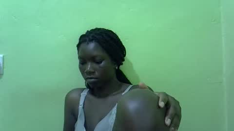 sweet_cherie1 online show from March 29, 12:38 pm