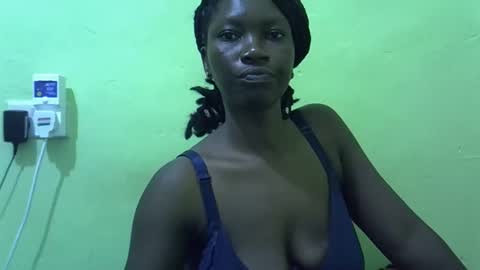 sweet_cherie1 online show from May 26, 6:48 pm