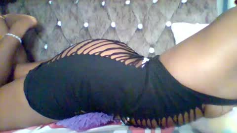 sweet_cherry007 online show from October 3, 7:22 pm