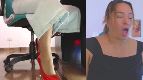 Sweet Evans online show from February 6, 2:05 am