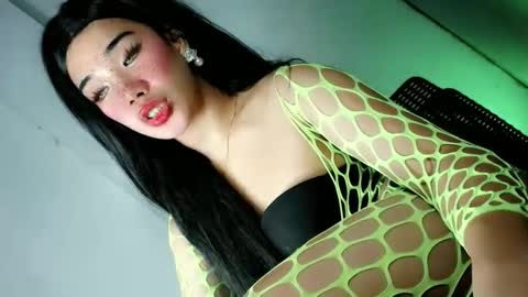sweet_katrina69 online show from January 15, 12:10 pm