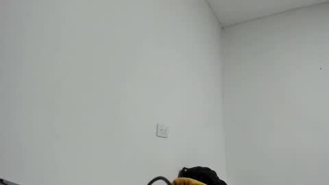 sweet_kitty_777 online show from April 16, 8:48 am