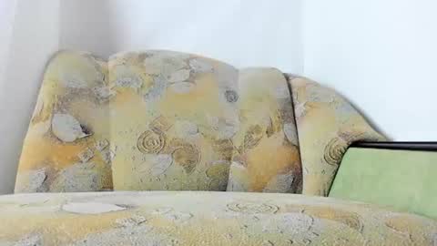Snapshot of sweet_lil_thing chatting on July 25, 8:12 am Jen online show from July 25, 8:12 am