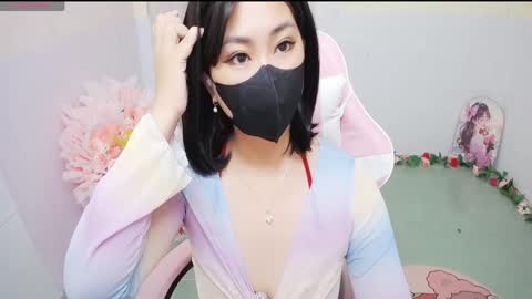 Lily online show from May 7, 12:27 am