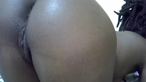 Snapshot of sweet_lma chatting on June 23, 6:06 pm sweet_lma online show from June 23, 6:06 pm