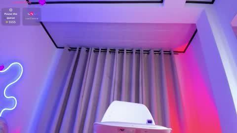 Miss Mackensy online show from February 12, 5:24 am