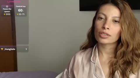 sweet_moon_v_ online show from March 27, 5:02 am