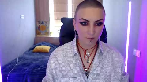 sweet_n_strong online show from April 17, 11:13 am