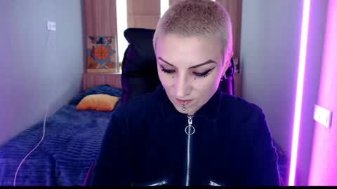 sweet_n_strong online show from May 12, 11:07 am