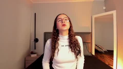 Sweet Obsession online show from February 3, 12:10 pm