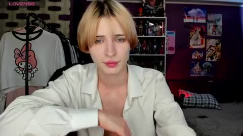 kira online show from July 29, 3:43 pm