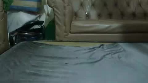 Sharon online show from April 2, 9:45 pm