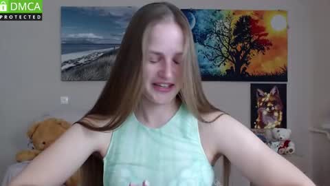 Jessika online show from June 18, 2:10 pm