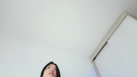 sweet_sophie_7 online show from July 19, 1:42 am