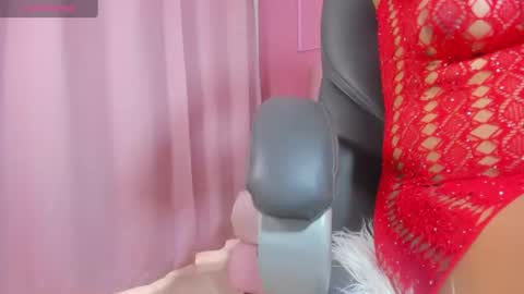 Yeileen online show from June 13, 10:18 pm