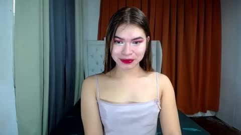 sweet_trexie online show from June 3, 2:03 am