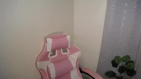 Trisha online show from December 22, 1:35 am