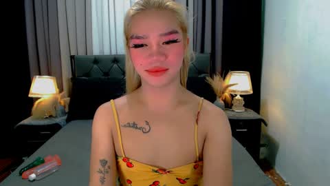 bea takashi  online show from April 6, 9:32 am