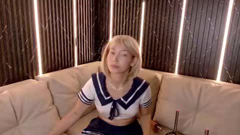 Snapshot of sweetalana1 chatting on June 14, 1:58 am SweetAlana online show from June 14, 1:58 am