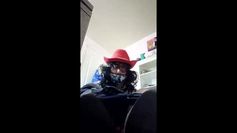 Snapshot of sweetandcurious7327 chatting on March 14, 12:06 am sweetandcurious7327 online show from March 14, 12:06 am