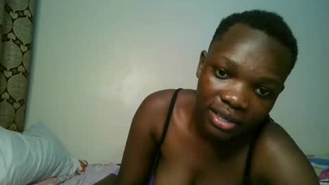 Snapshot of sweetassbabe20 chatting on June 20, 2:53 pm Sweetass online show from June 20, 2:53 pm