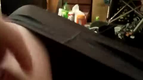 sweetbutt2400 online show from April 2, 5:38 am