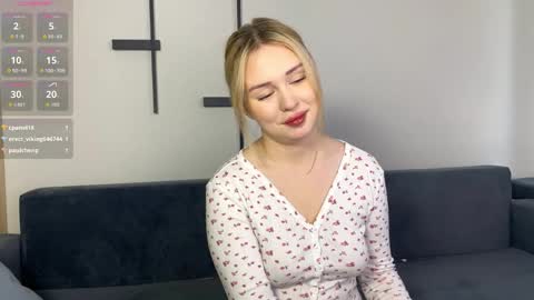 U can call me Stella online show from February 22, 9:08 am